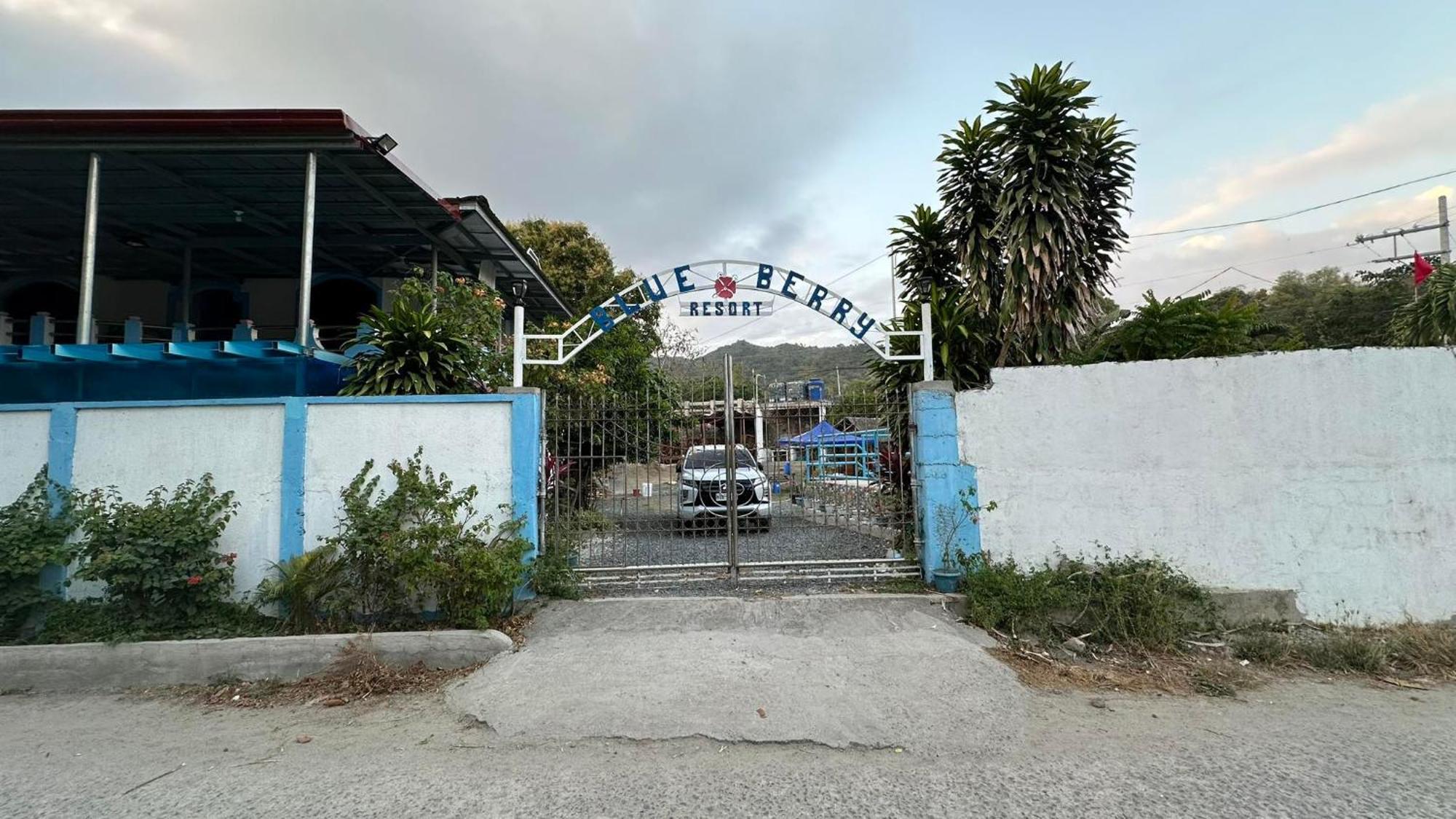 Blueberry Resort Laiya San Juan  Exteriör bild